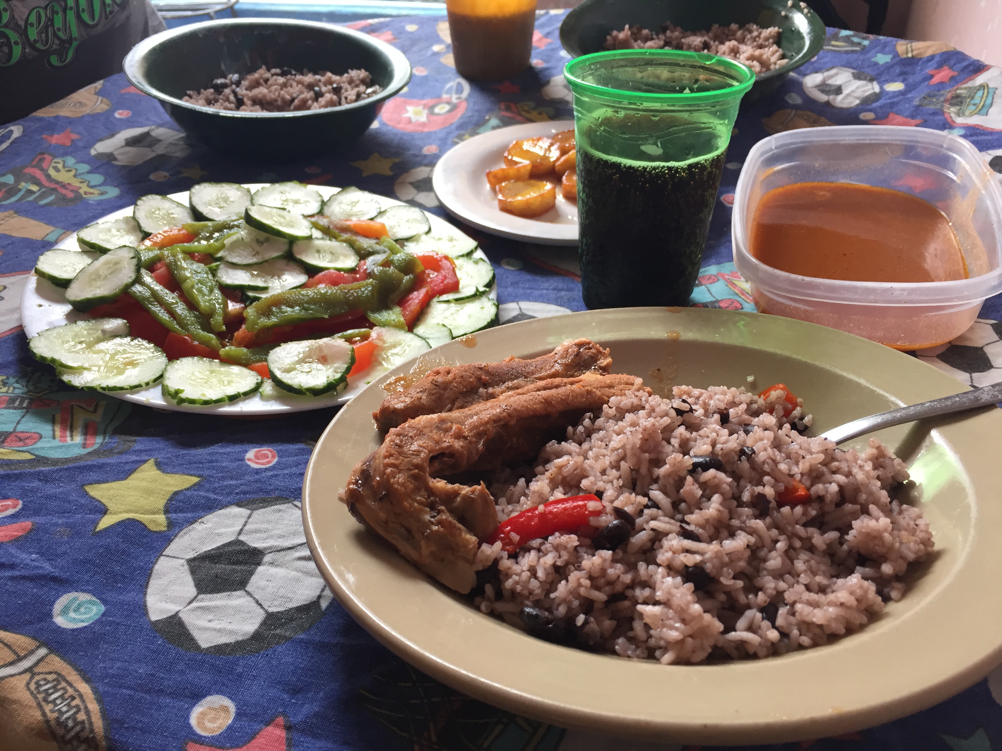 La comida de Papi — ese día, congrí, 2016.